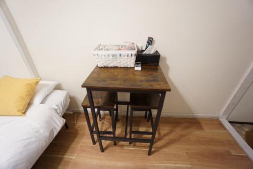 Apartment House White Mansion 102