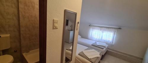 Ένα μπάνιο στο Guest House Andrea