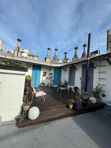 Το κτήριο όπου στεγάζεται  το hostel