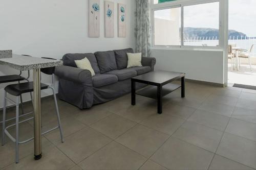 Los Cristianos, Ocean and Harbour view, pedestrian