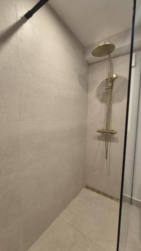 La Casita Bonita - 30m from the Arenal Beach - Private Parking