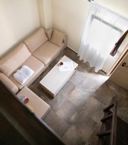 Gallery image of Sunset Inn in Kriopigi