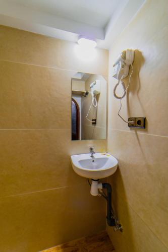 Bagno di Splendid traditioanal house in the main square