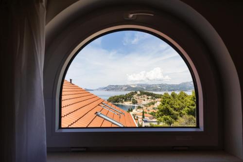 Luxury Penthouse Cavtat with Sea View