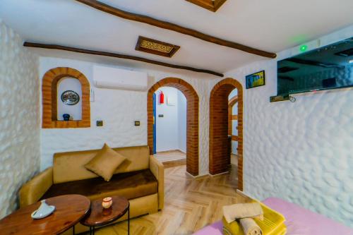 Area soggiorno di Splendid traditioanal house in the main square