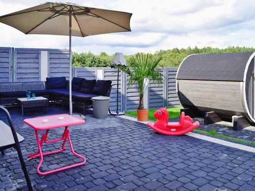 Gallery image of Holiday home with sauna and pool, 4 bedrooms in Choczewo