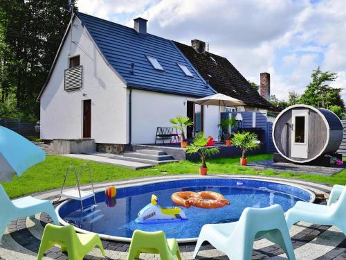 Holiday home with sauna and pool, 4 bedrooms
