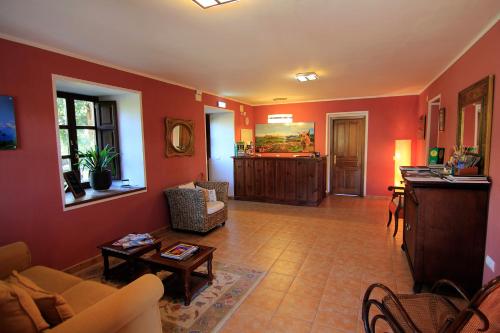 Χώρος καθιστικού στο Hotel Rural Cuadroveña