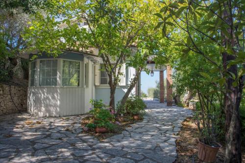 Zahrada ubytování Agios Nikitas Villas