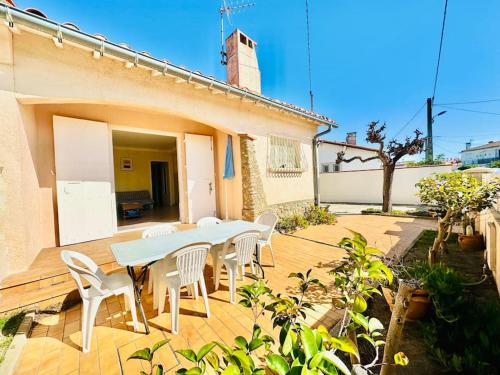 Canet plage Maison de vacances 2 Chambres et jardin