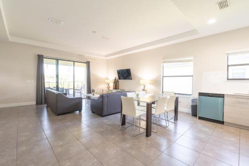 TV a/nebo společenská místnost v ubytování Balmoral Resort-169CC home