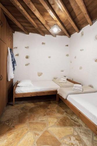 Naxos Alyko Traditional Vacation House ''Mitatos''