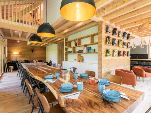 Chalet spacieux à Valmorel, 10 pièces, 24 pers. – terrasse, babyfoot, garage électrique - FR-1-291-1009