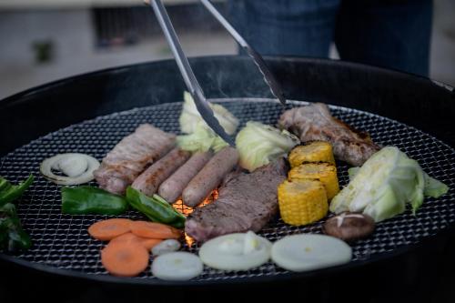 Makanan di atau berdekatan rumah percutian
