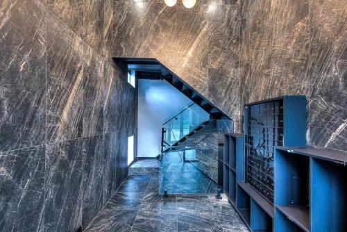 Φωτογραφία από το άλμπουμ του NDG Dreams! New & Modern 3BR Easy City Life στο Μόντρεαλ