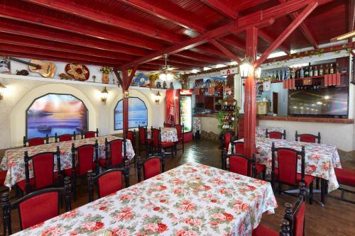 Restaurace v ubytování Family Hotel Andreev