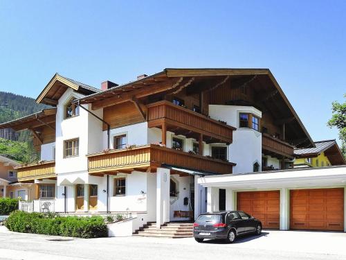 Apartment in Filzmoos near Ski Amadé