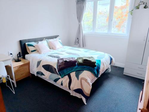 Gallery image of Milford Central Budget friendly rooms in Auckland
