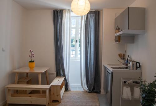 Imagen de la galería de NOUVEAU - Appartements Port Saint Goustan - Vue Rivière et Terrasses, en Auray