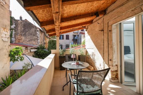 Hidden apartments city center by Adex travel