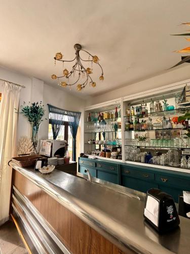 Ο χώρος του lounge ή του μπαρ στο Hotel Costa Blu