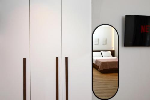 Ένα ή περισσότερα κρεβάτια σε δωμάτιο στο LOCAL SUITES - Nea Moudania Chalkidiki