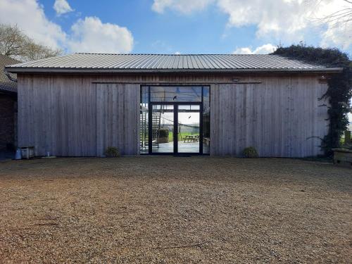 B&Bが所在する建物