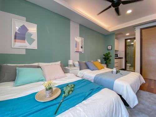 Кровать или кровати в номере Cozy Home at KL City Center