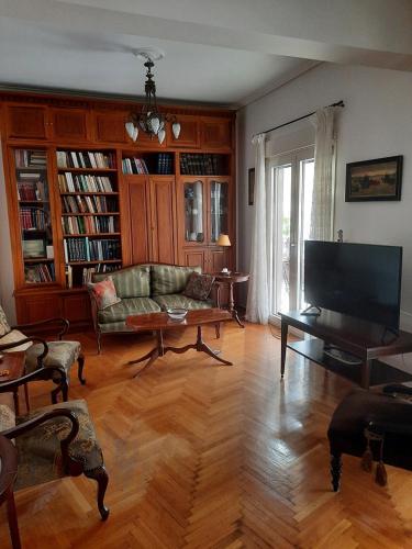 classical, luxury penthouse apartment in Athens