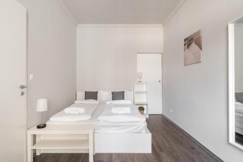 TopCentral Apartment by Cavaland 1061 Budapest, 28 Király utca 3/58 kép - 3