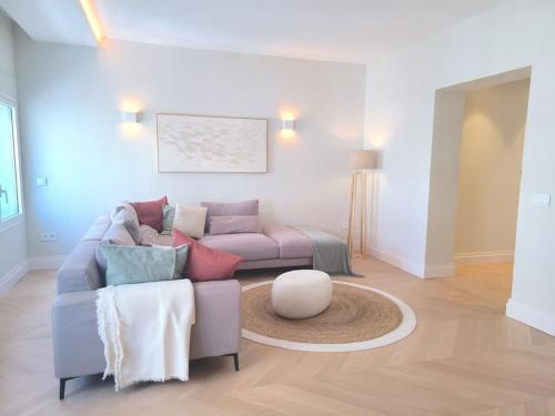 Stunning 8 pax apartment close to Puerta del Sol - Alcalá