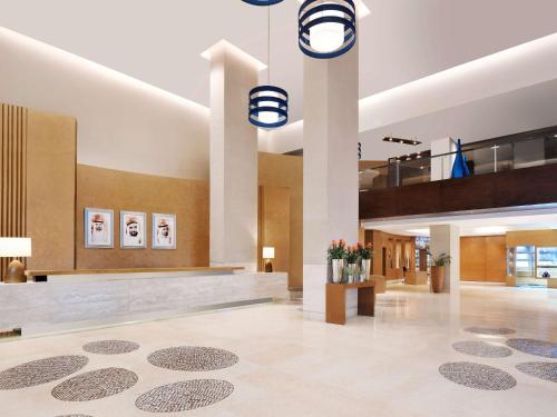 Mövenpick Hotel Jumeirah Beach Image