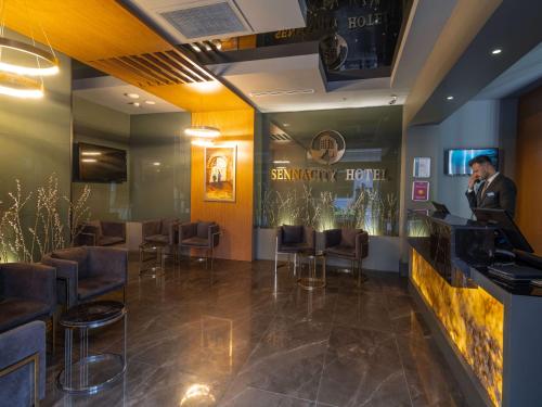 Μια τηλεόραση ή/και κέντρο ψυχαγωγίας στο SennaCity Hotel