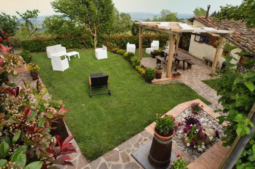 Taman di luar Agriturismo Biagiotti