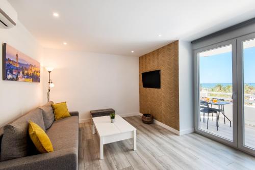 PALM TRUE TOWERS 1, Marina Beach Apartment