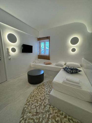 Gallery image of Manthos Place in Mylopotas