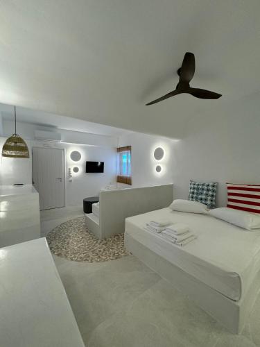 Gallery image of Manthos Place in Mylopotas