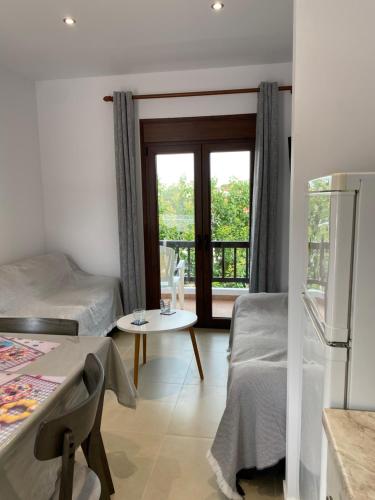 Кровать или кровати в номере Giannis house 2