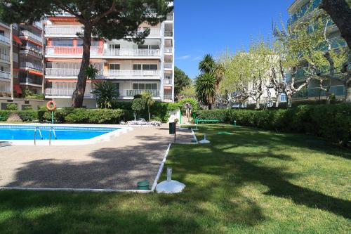 UHC Gisamar Apartments