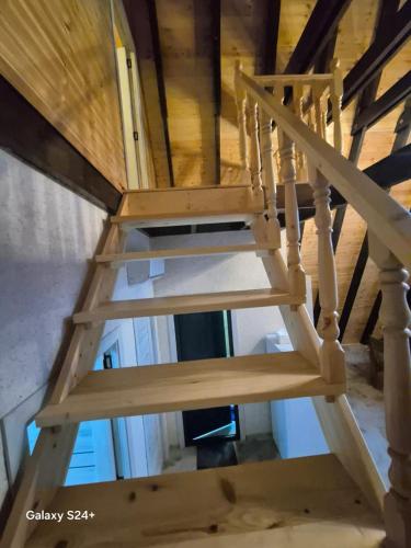 Снимка в галерията на Magnificent Triangular Villa в Габала