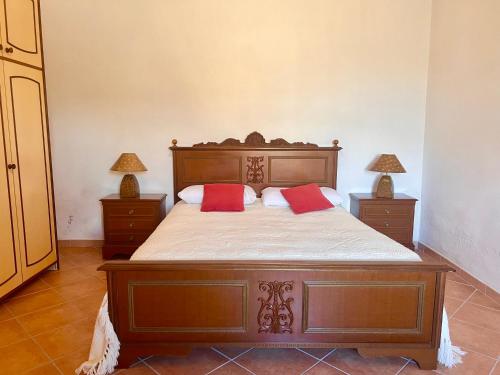 Postel nebo postele na pokoji v ubytování Lo Stazzu - Key to Villas