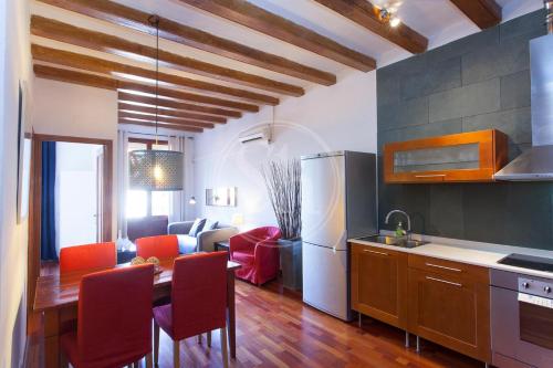 Quiet Apartment in Central Barcelona