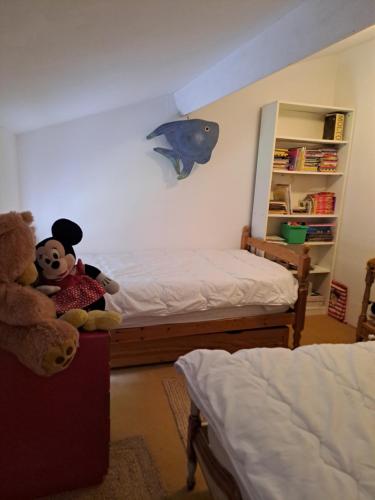 Postel nebo postele na pokoji v ubytování Gite du Calme 3 Star Bed & Breakfast Cognac