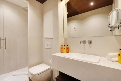 Paris Home Collection Serviced Apartments in Notre Dame - Rue Savoie photo 140