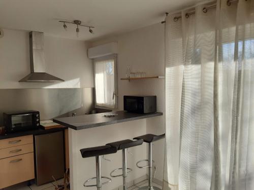 Photo de la galerie de l'établissement STUDIO TERRASSE PARKING ET LOCAL VELO SECURISé, à Bayonne