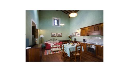 Dapur atau dapur kecil di Villa Sardini