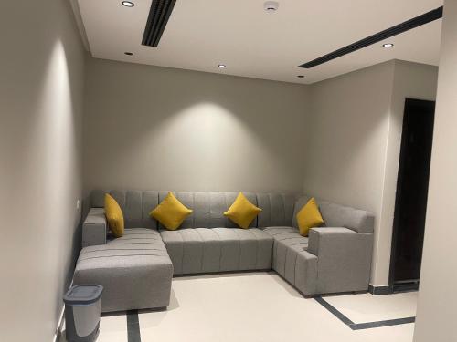 شقق درر رامه للشقق المخدومة 2