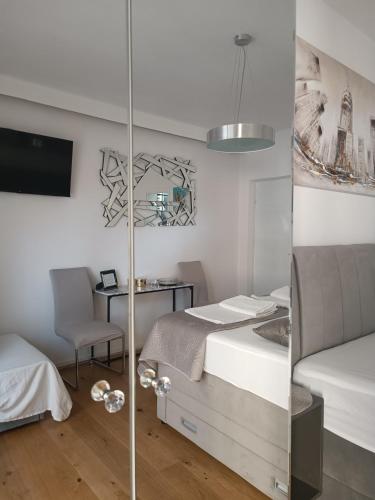 apartment Golden sunrise - 4 ul.petra svacica11