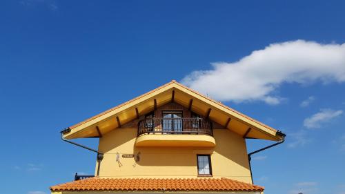Το κτήριο όπου στεγάζεται  ο ξενώνας