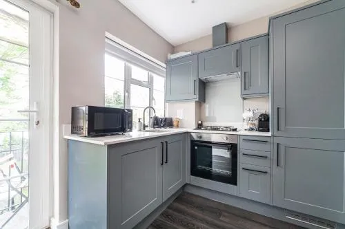 Arte Stays - Serviced Apartments for Leisure and Business - Private Parking - 12 minutes walking from Wembley Stadium photo 14